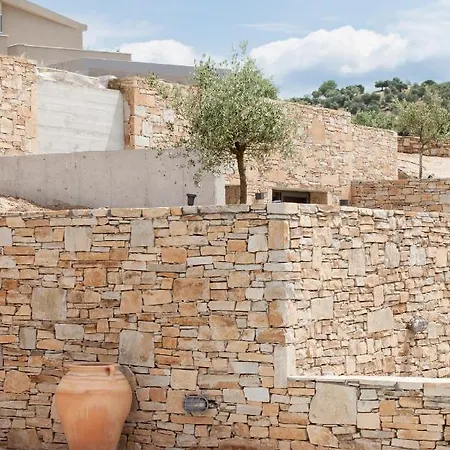 מלון Fari Stone *