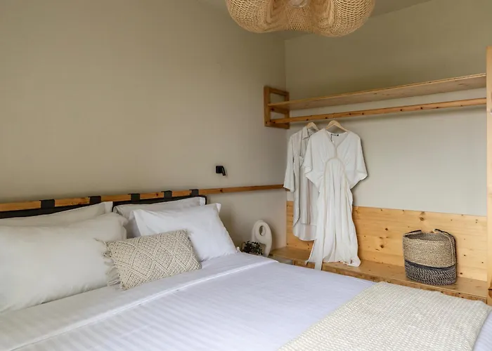 Fari Stone * Skála Marión