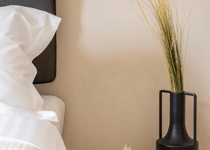 Fari Stone * Skála Marión